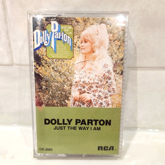 Dolly Parton Just The Way I Am Cassette Tape - Picture 1 of 3
